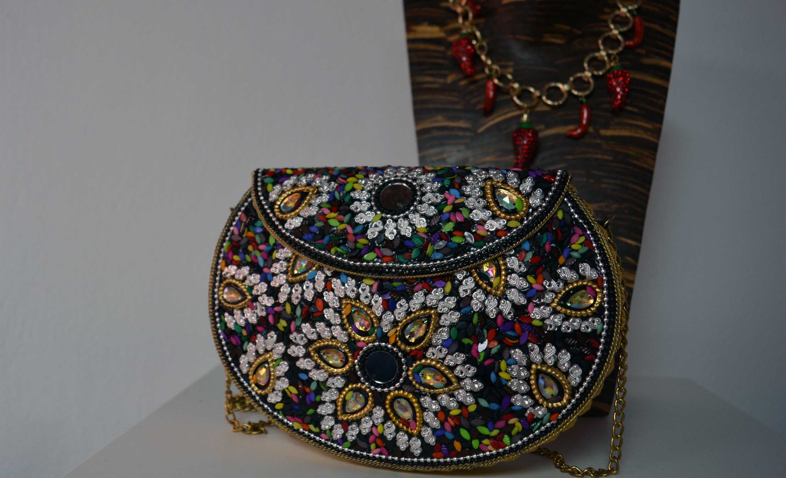 bolso de fiesta artesanal, Yaisel tienda de moda en Santa Cruz de La Palma